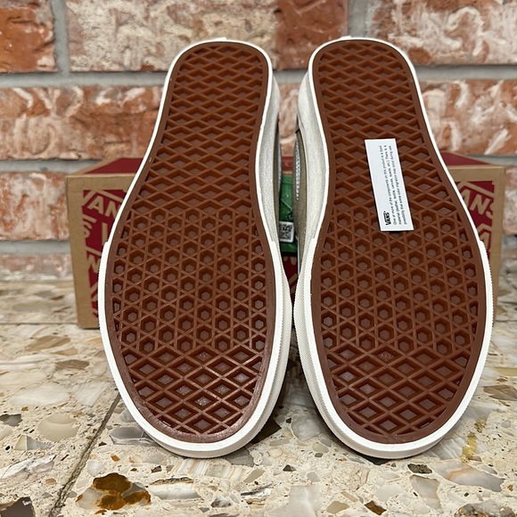 Vans Old Skool Pig Suede - Picture 8 of 12